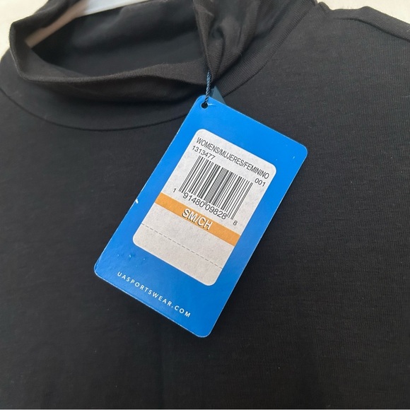 NWT Under Armour Women’s Light Turtleneck Long Sleeve Black Statement Back Small - Picture 7 of 14